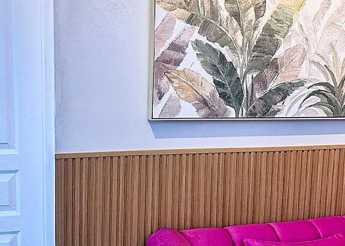 Tropical Oasis W/ View Of Bgc + 100mbps Wifi 4*